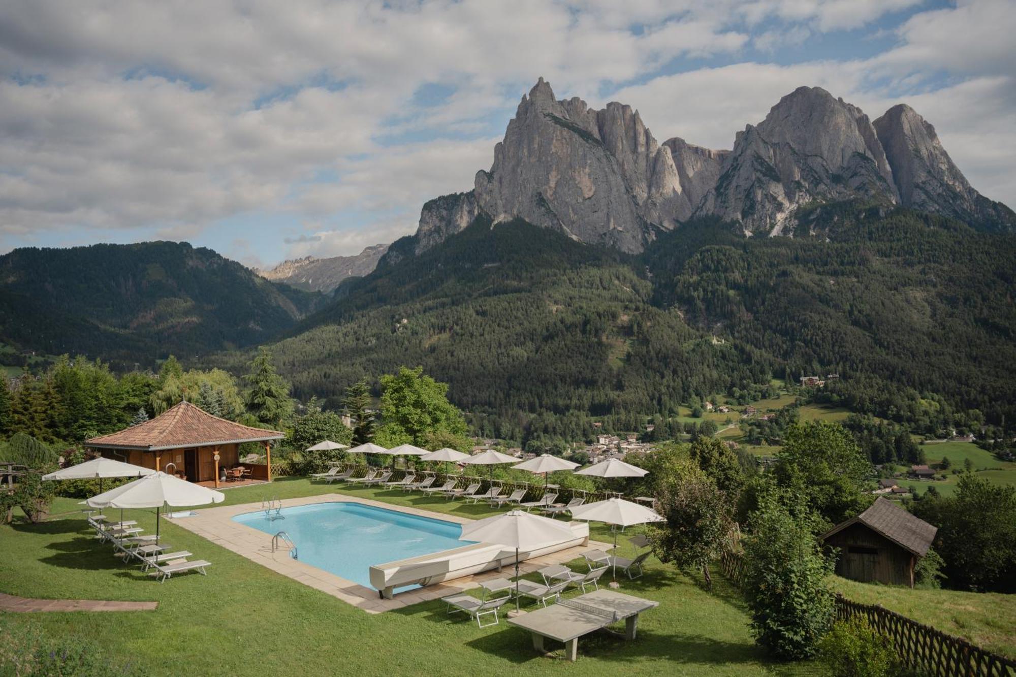 Mirabell Alpine Garden Resort & Spa Siusi Dış mekan fotoğraf